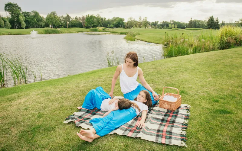 lake spring family photography,