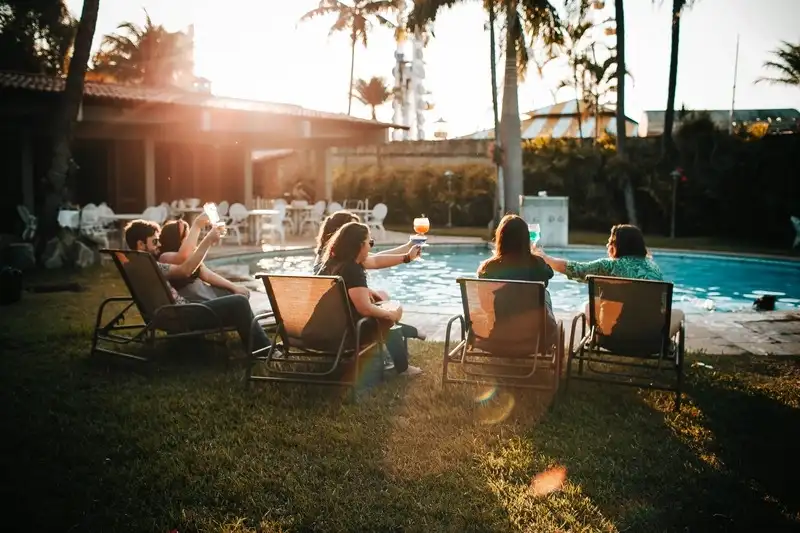 Family summer photoshoot ideas in a Pool Side setting