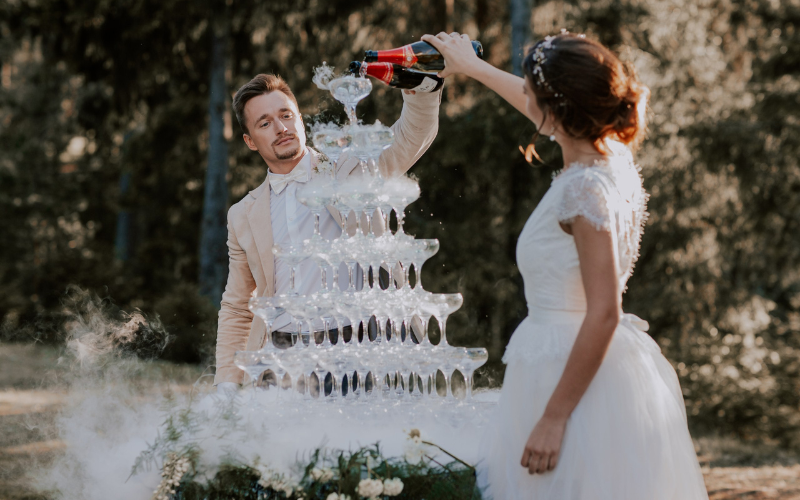 bright and warm lightroom preset, warm editing in lightroom for candid photos