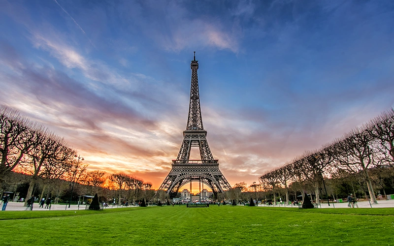 Tour Eiffel After landscape editing