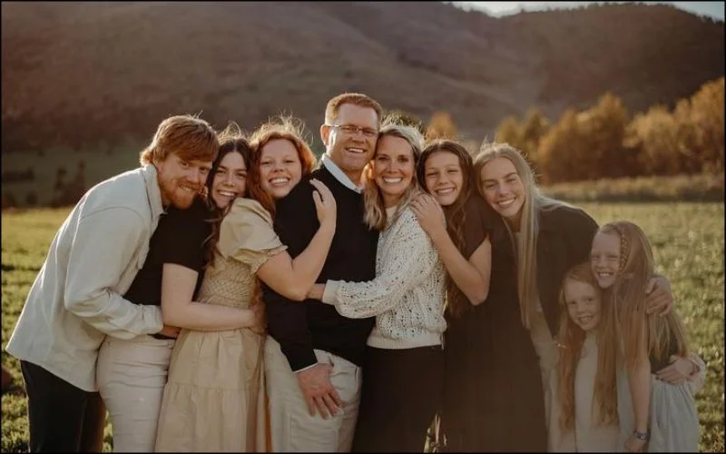 Candid Hug pile