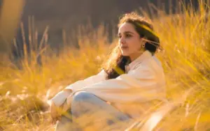 senior picture ideas featuerd image
