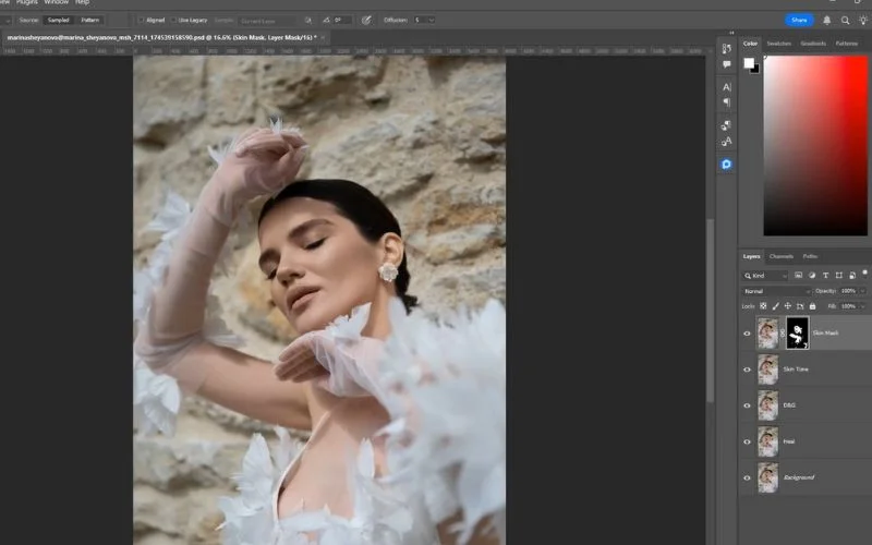 Portrait Retouching Tutorial preview, how to retouch portraits