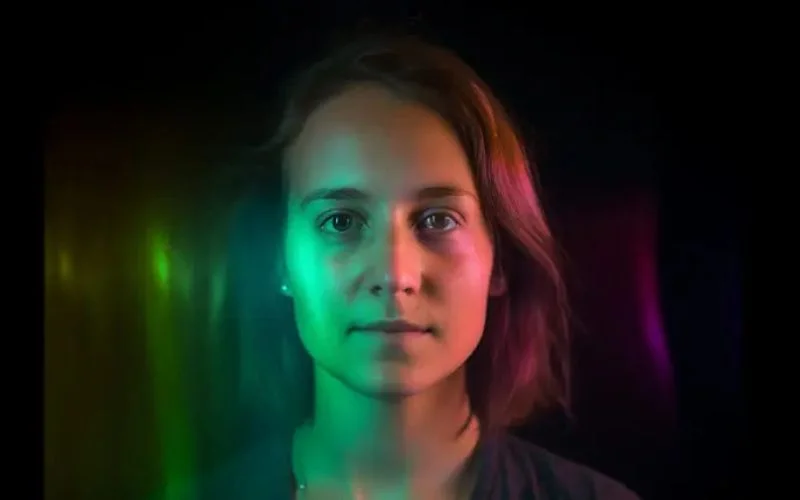 how does aura photography work