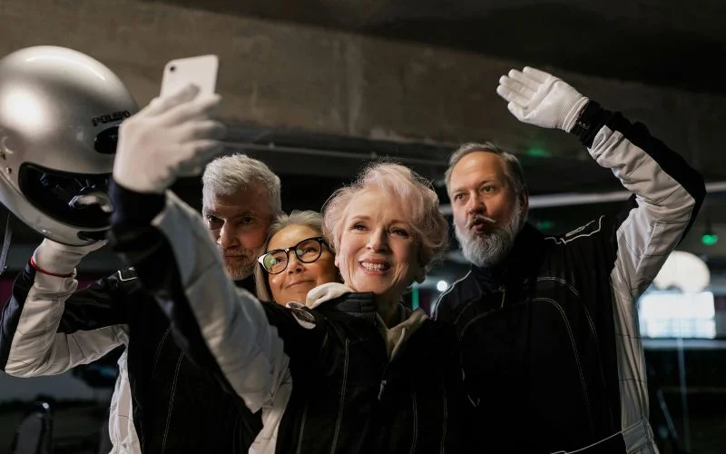 how can i be more photogenic, how to be more photogenic female, how to be more photogenic in pictures