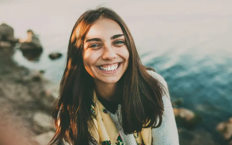 how can i be more photogenic, how to be more photogenic female, how to be more photogenic in pictures