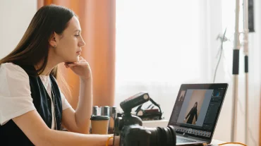 Learn with Studio by PhotoWhoa - Photography community