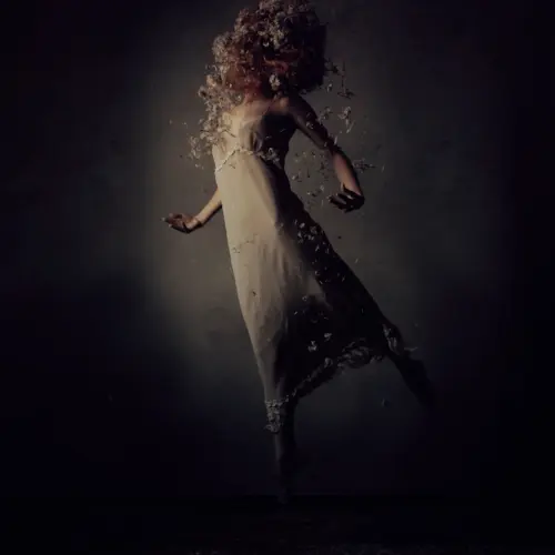 master therapeutic photography techniques to express emotions and tell meaningful stories