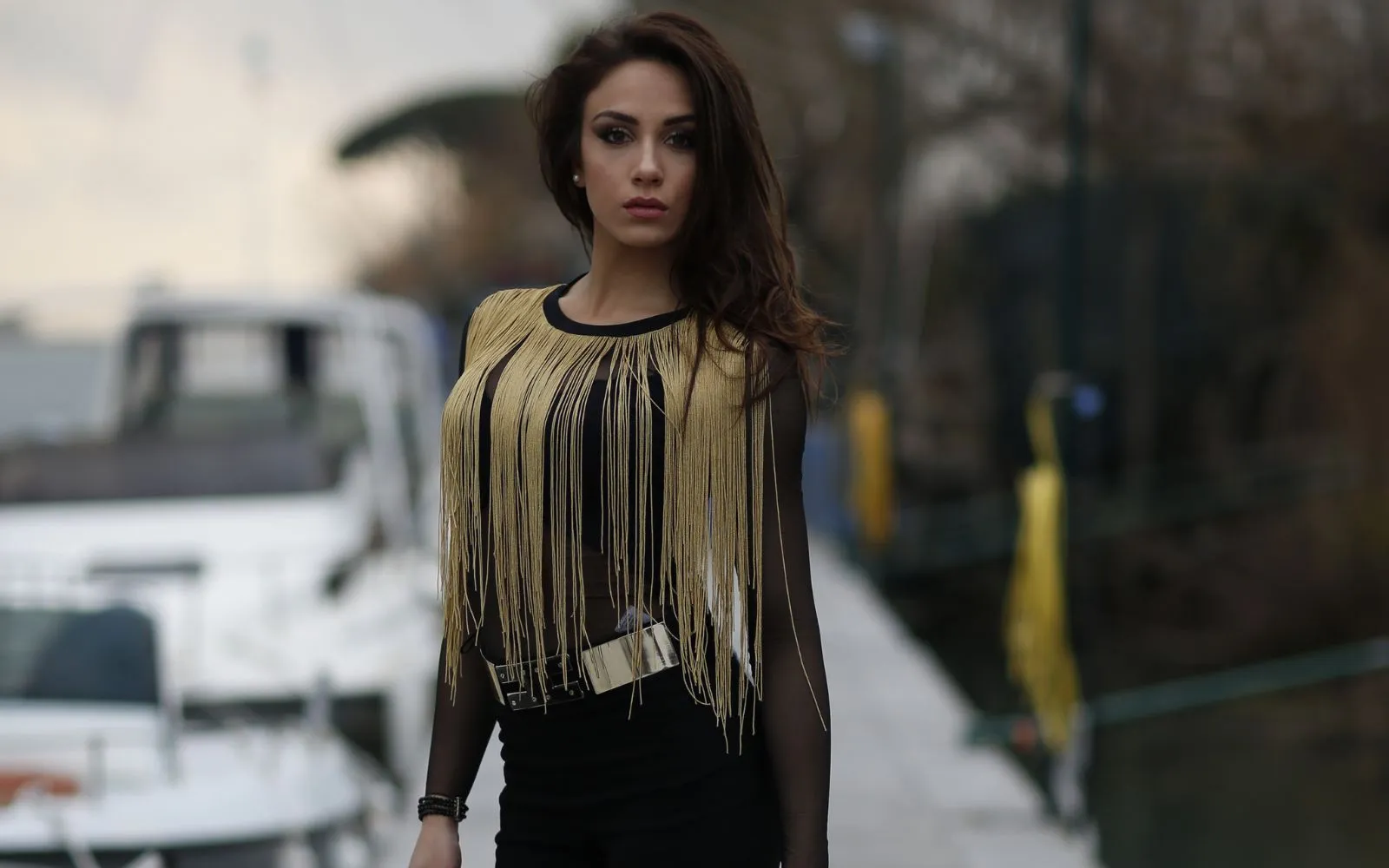 Dockside scene before photo editing method with flat tones and low contrast