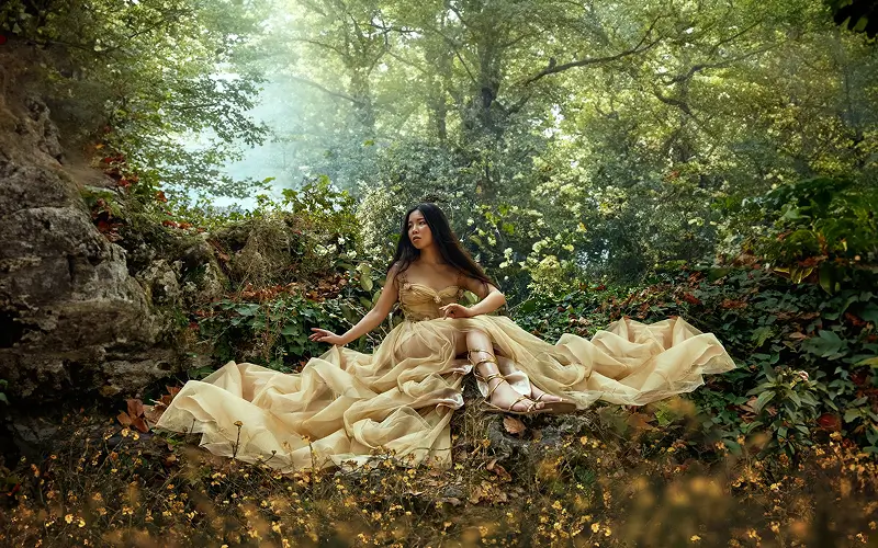 This AI photography course image explains how to use AI tools to speed up editing while maintaining professional results.