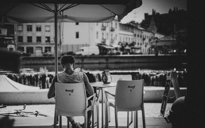 Street photography lessons demonstrating mood through natural light