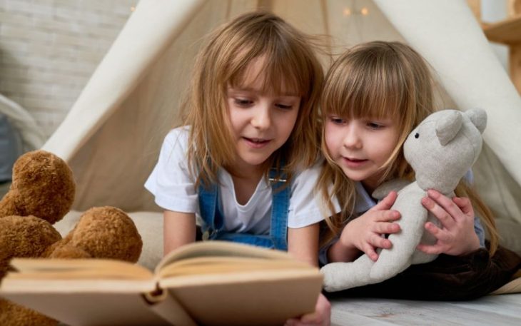 feature image | Indoor creative photography ideas