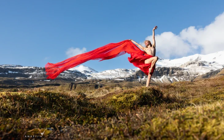 nude art photos by Paul Veron Amazilia Photography