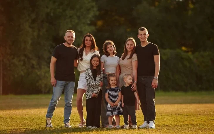 family photoshoot ideas featurd image