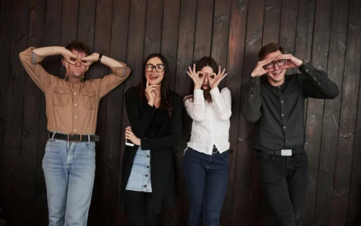 fun group photo ideas