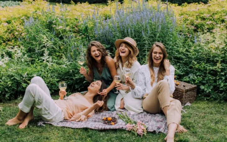 picnic photoshoot featured image